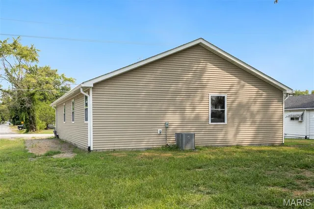 $252,450 | 402 East McAllister Street, Lebanon, IL 62254