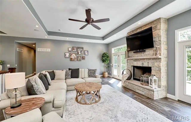 $1,289,500 | 14 Callaway Ridge Court, Defiance, MO 63341