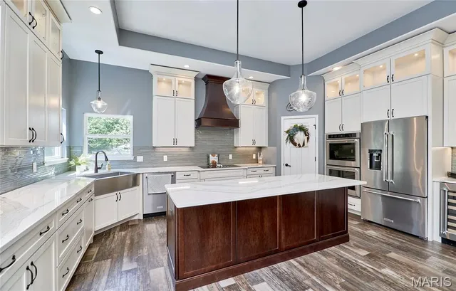 $1,289,500 | 14 Callaway Ridge Court, Defiance, MO 63341