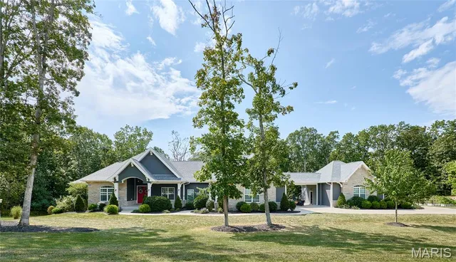 $1,289,500 | 14 Callaway Ridge Court, Defiance, MO 63341