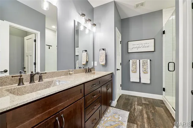 $1,289,500 | 14 Callaway Ridge Court, Defiance, MO 63341