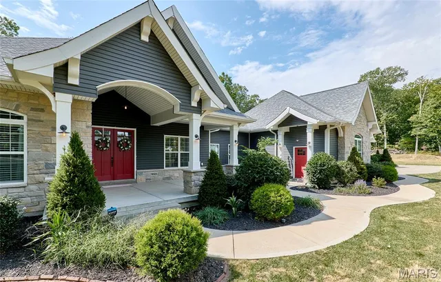 $1,289,500 | 14 Callaway Ridge Court, Defiance, MO 63341
