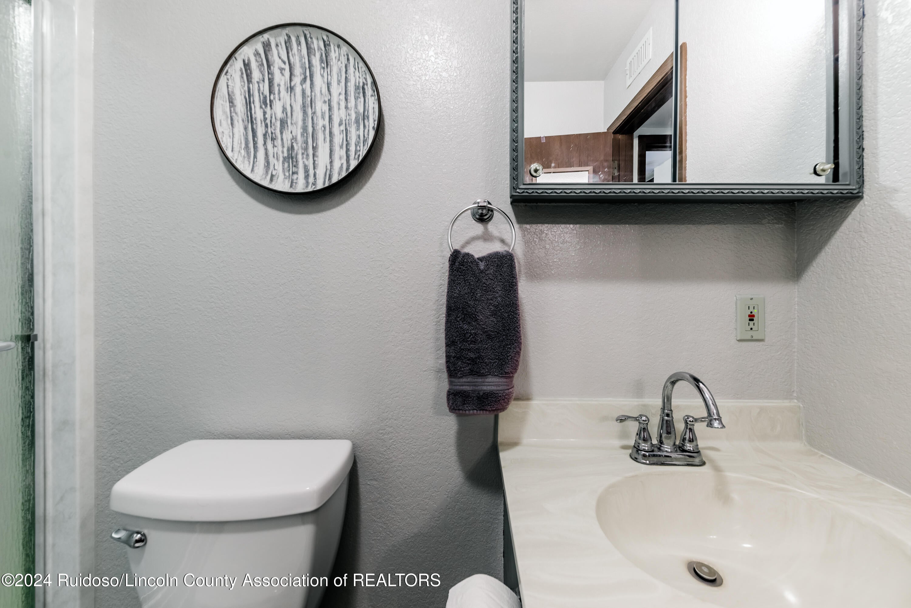 120 Lower Terrace Drive, Unit 15 Ruidoso, NM 88345 - Photo 27 of 42 120 Lower Terrace New-27