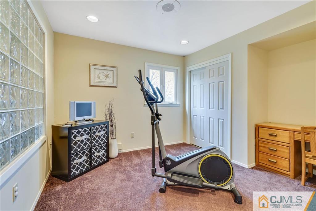 11 Ranger Road East Brunswick, NJ 08816 - Photo 18 of 24 Gallery Image 18