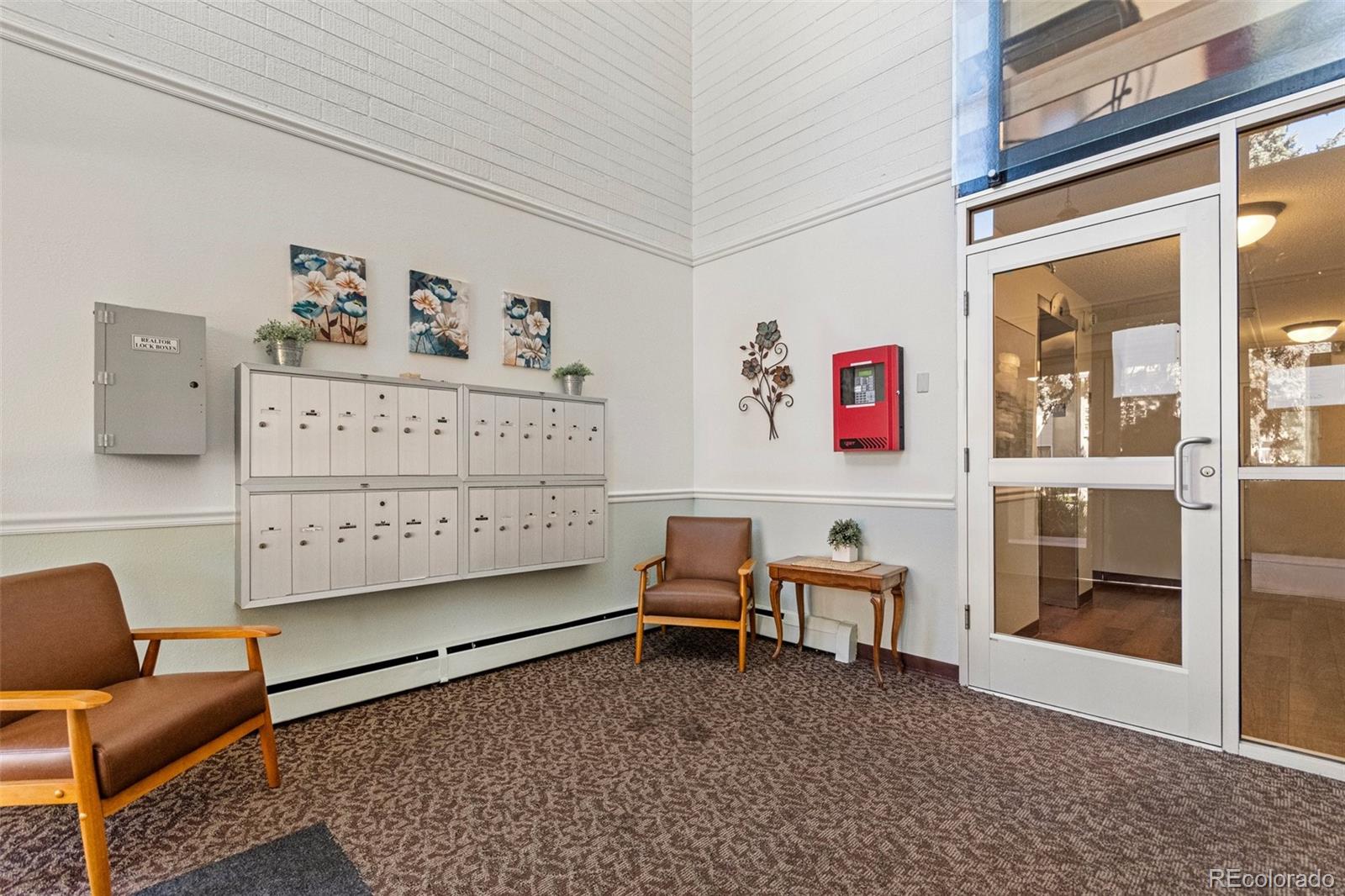 720 South Clinton Street, Unit 1D Denver, CO 80247 - Photo 5 of 34