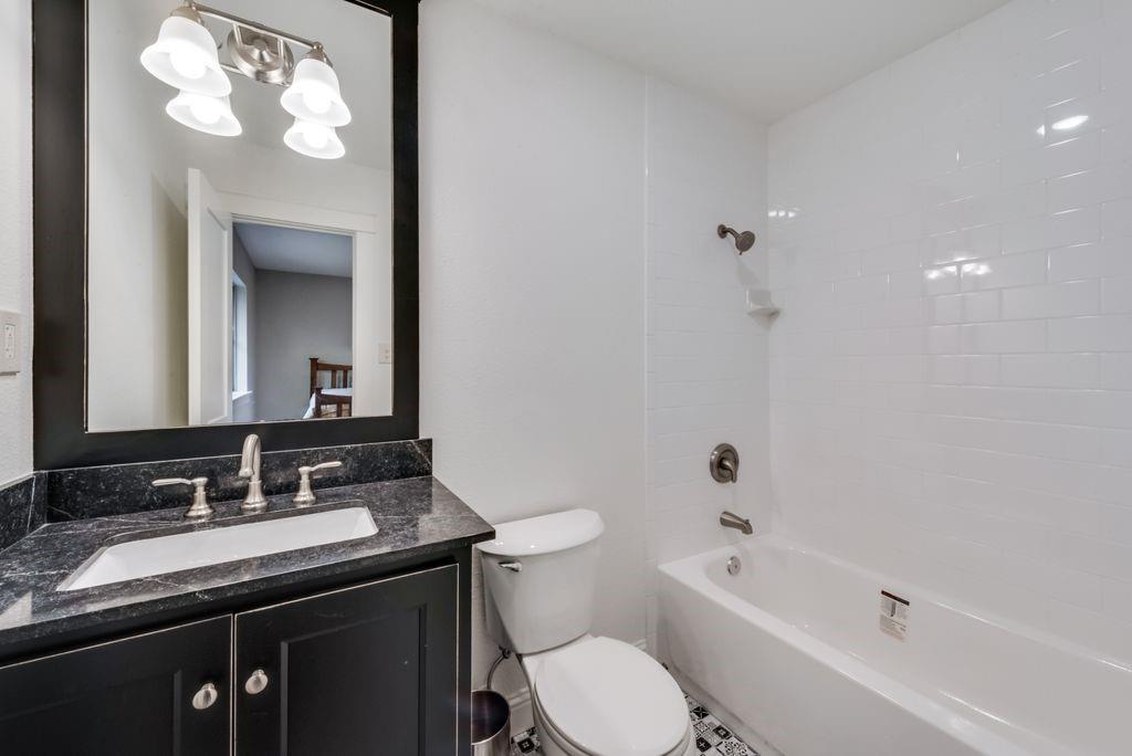 1225 Augusta Road Benbrook, TX 76126 - Photo 13 of 21