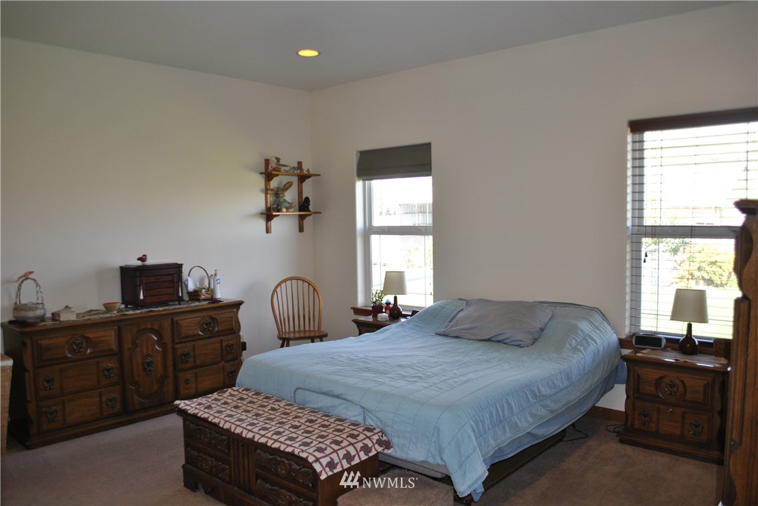 8082 2.4 Road Northeast Moses Lake, WA 98837 - Photo 12 of 24 Gallery Image 12