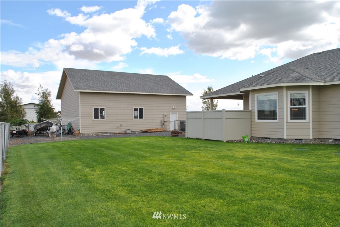 8082 2.4 Road Northeast Moses Lake, WA 98837 - Photo 22 of 24 Gallery Image 22