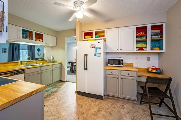 $103,999 | 2679 Albion Avenue, Unit 103, Fairmont, MN 56031