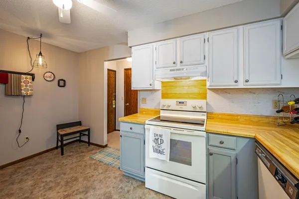 $103,999 | 2679 Albion Avenue, Unit 103, Fairmont, MN 56031