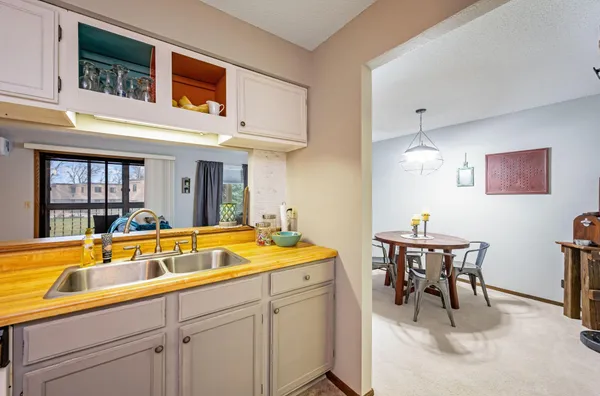 $103,999 | 2679 Albion Avenue, Unit 103, Fairmont, MN 56031