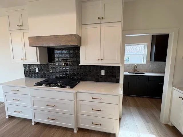 $779,900 | 4733 Sienna Ridge, Riverside, MO 64150