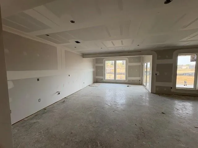 $779,900 | 4733 Sienna Ridge, Riverside, MO 64150