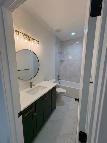 $779,900 | 4733 Sienna Ridge, Riverside, MO 64150