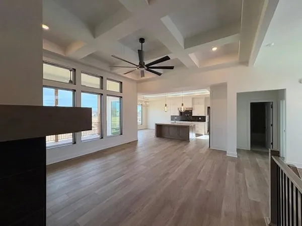 $779,900 | 4733 Sienna Ridge, Riverside, MO 64150