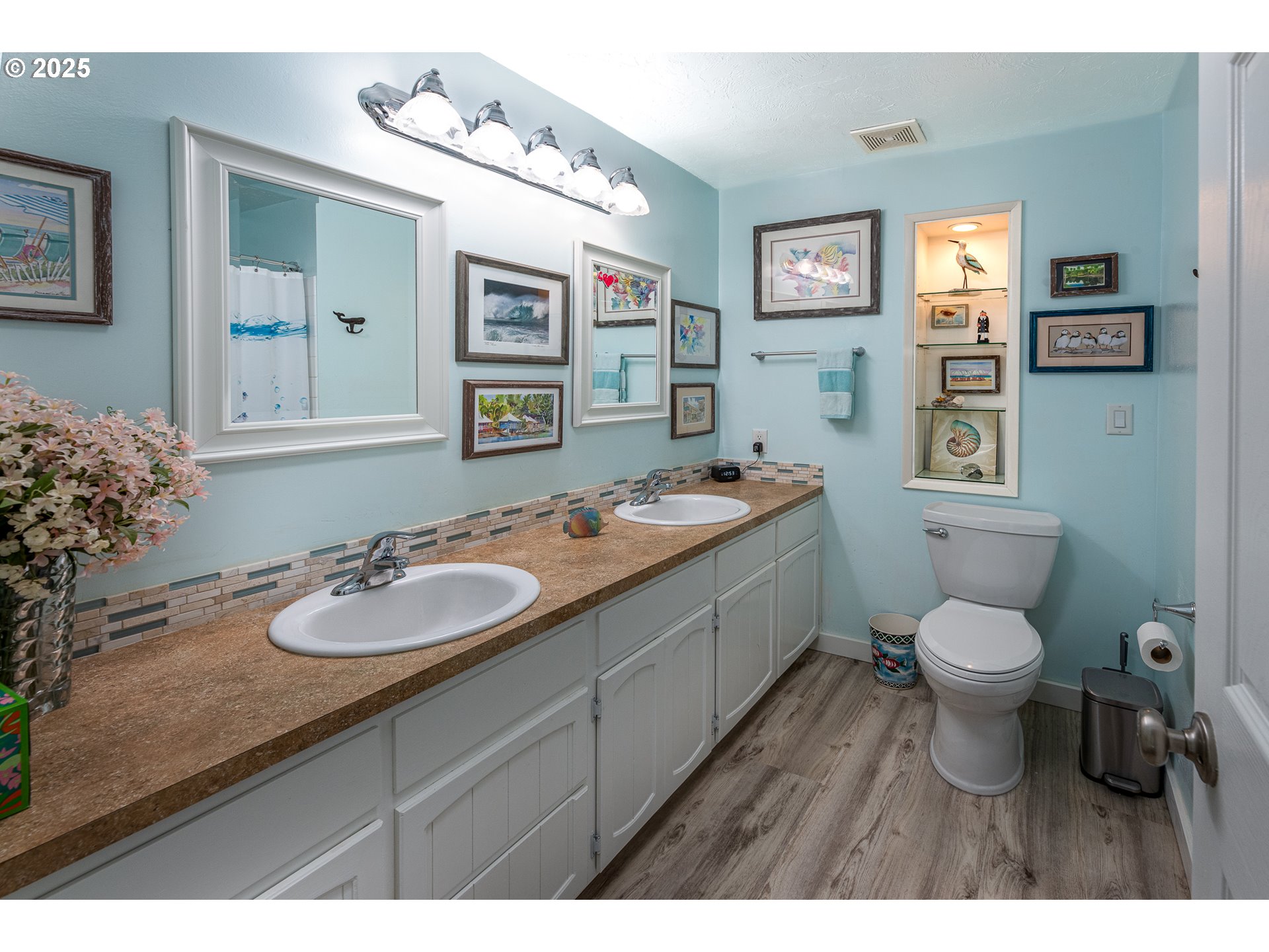 633 Rowan Avenue Springfield, OR 97477 - Photo 29 of 47 a bathroom with a granite countertop sink mirror and toilet