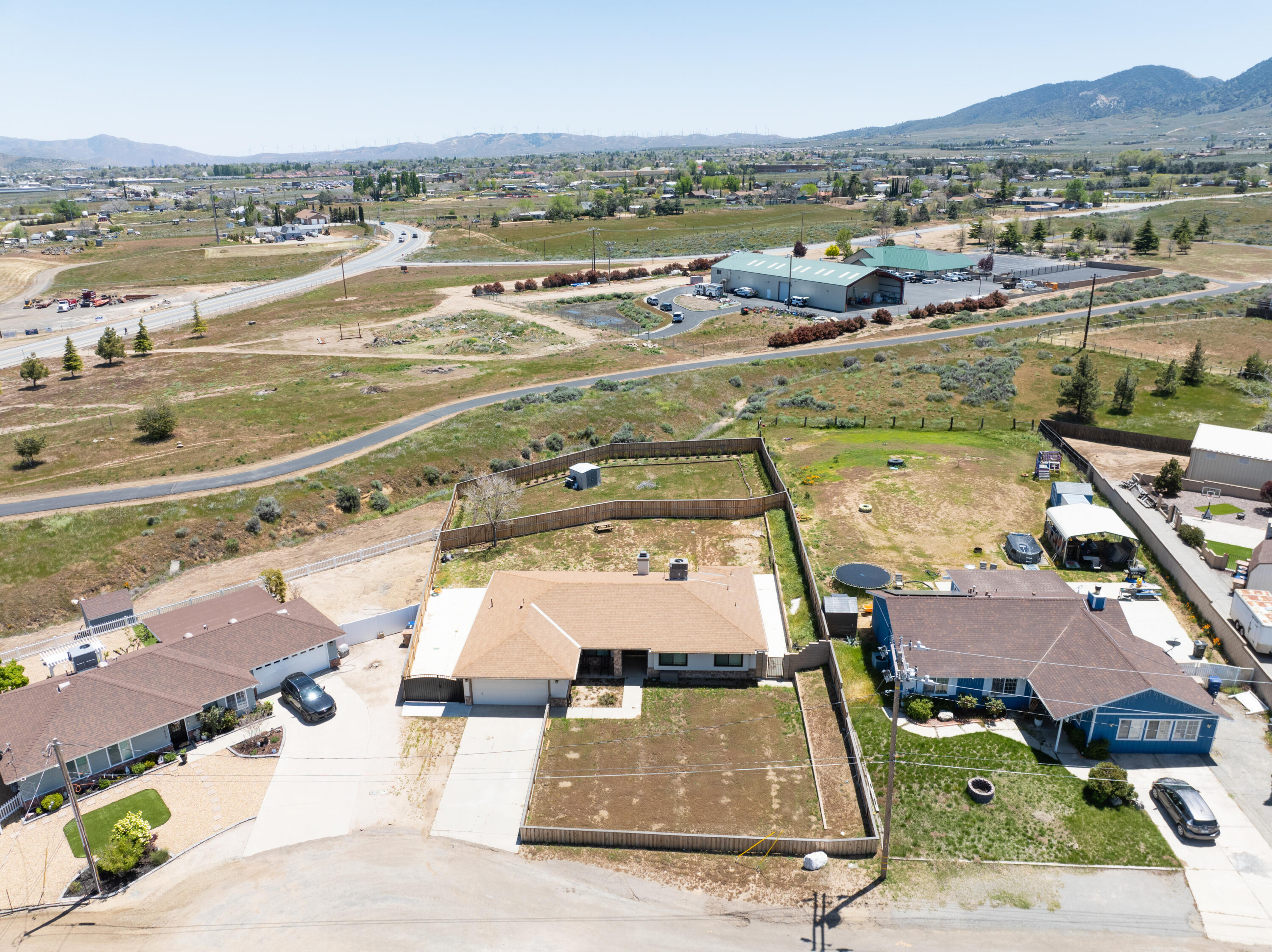 21620 Ginger Court Tehachapi, CA 93561 - Photo 5 of 28 05-DJI_0036-HDR
