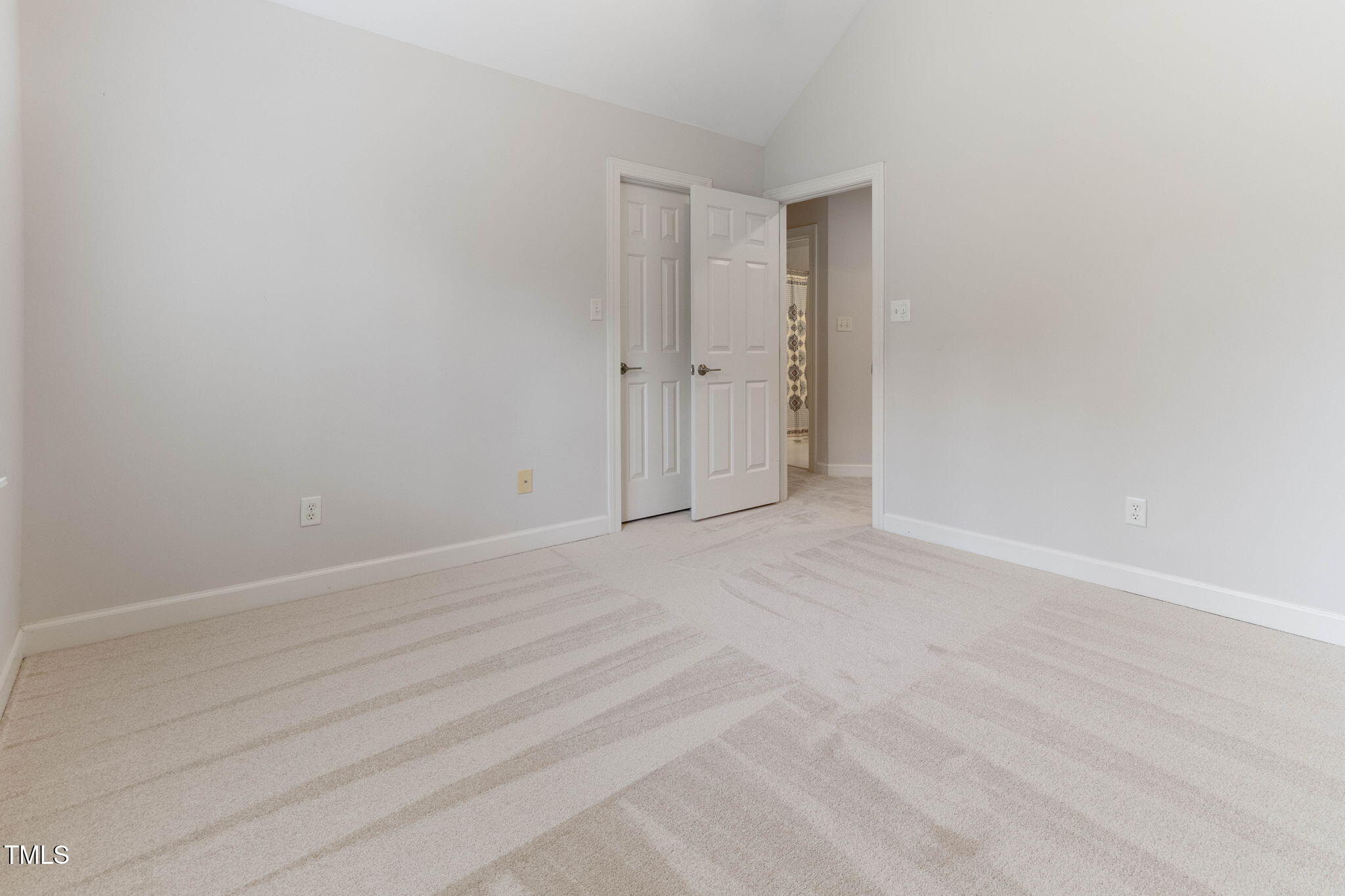 4305 Heathgate Lane Raleigh, NC 27613 - Photo 21 of 43 33-web-or-mls-IMG_6265