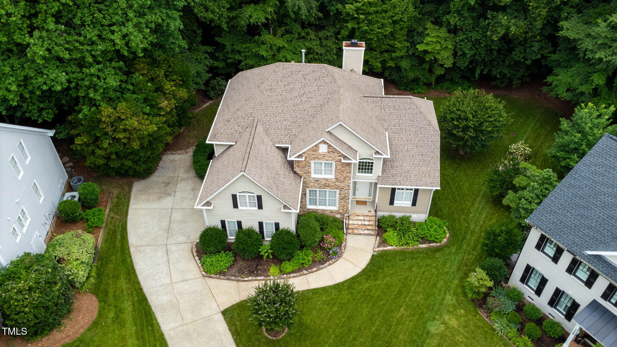 4305 Heathgate Lane Raleigh, NC 27613 - Photo 40 of 43 57-web-or-mls-DJI_0271-HDR