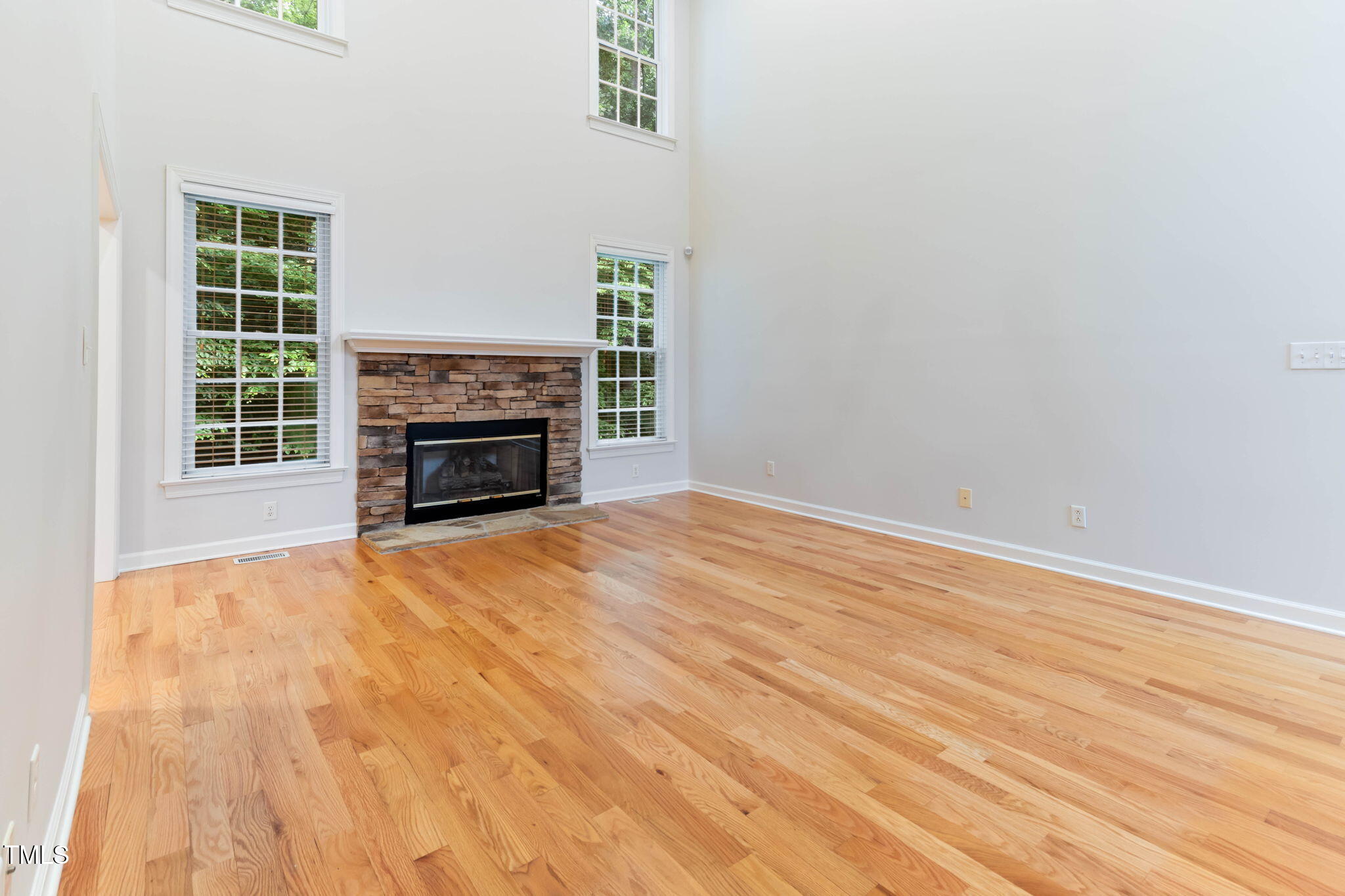 4305 Heathgate Lane Raleigh, NC 27613 - Photo 4 of 43 12-web-or-mls-IMG_6199