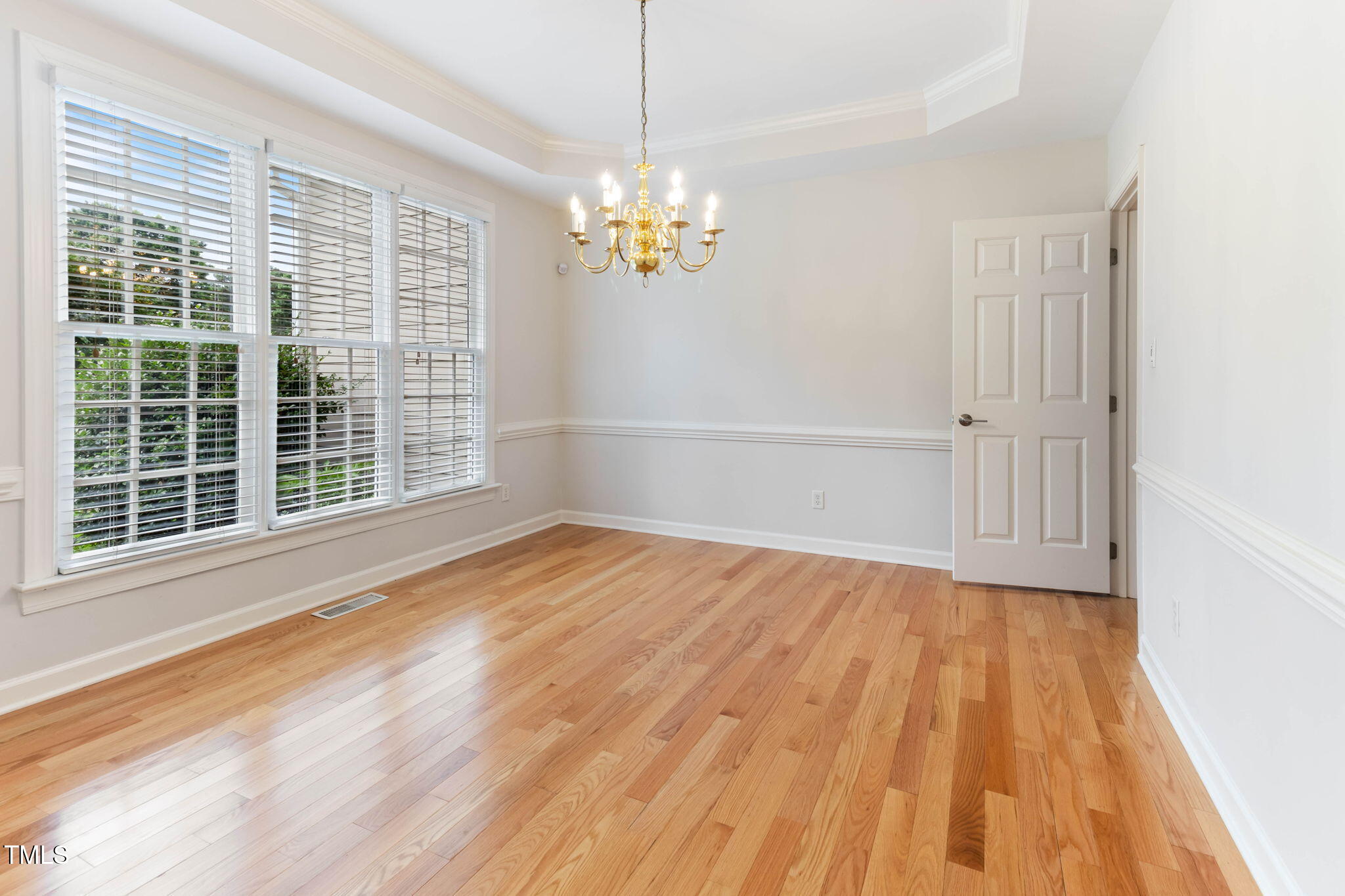 4305 Heathgate Lane Raleigh, NC 27613 - Photo 10 of 43 19-web-or-mls-IMG_6220