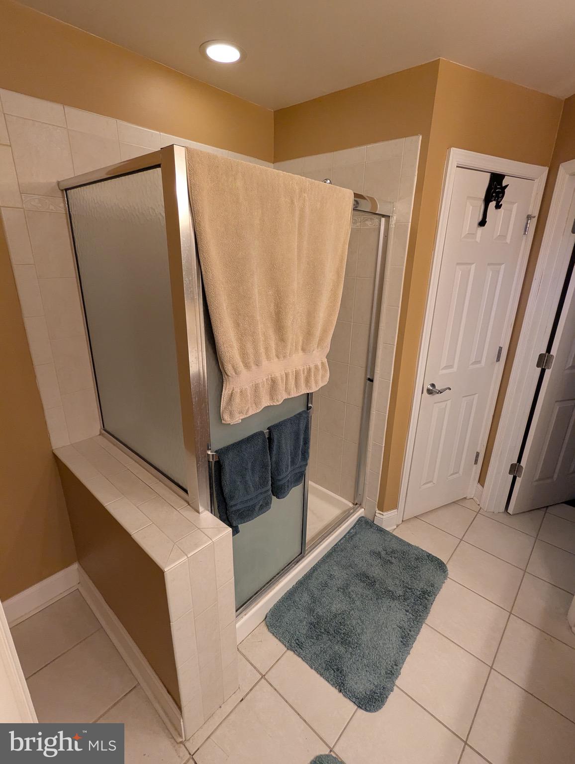 810 Ramsay Street Baltimore, MD 21230 - Photo 54 of 61 a view of entryway with a front door