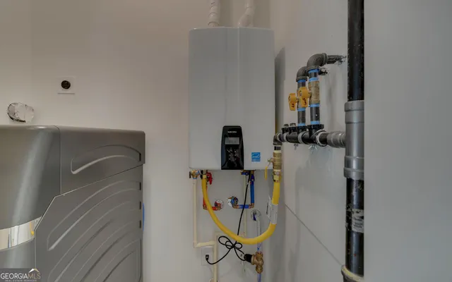 $775,000 | 71 Woodlake Drive, Hartwell, GA 30643