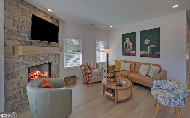 $775,000 | 71 Woodlake Drive, Hartwell, GA 30643