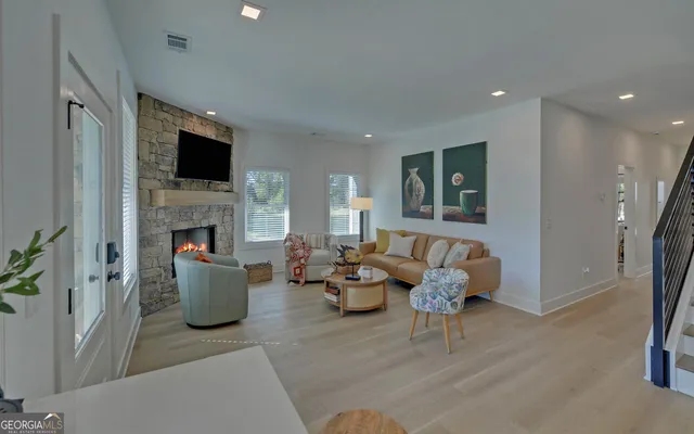 $775,000 | 71 Woodlake Drive, Hartwell, GA 30643