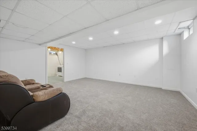 a view of livingroom with furniture