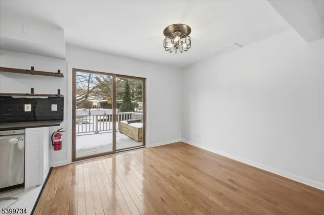 a view of livingroom with furniture