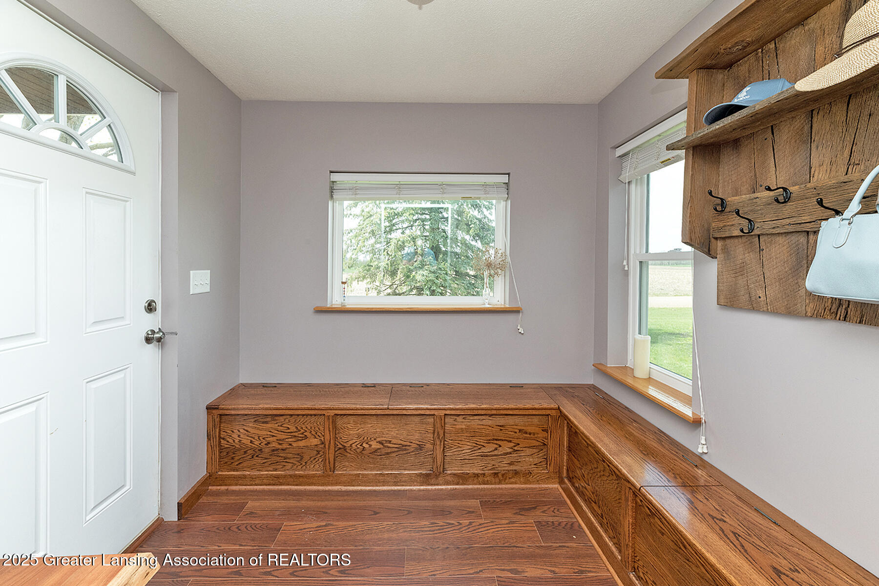 9869 South Lowell Road Dewitt, MI 48820 - Photo 3 of 23 03