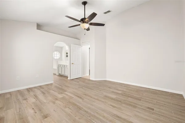 $2,300 | 624 Blake Avenue, Davenport, FL 33897