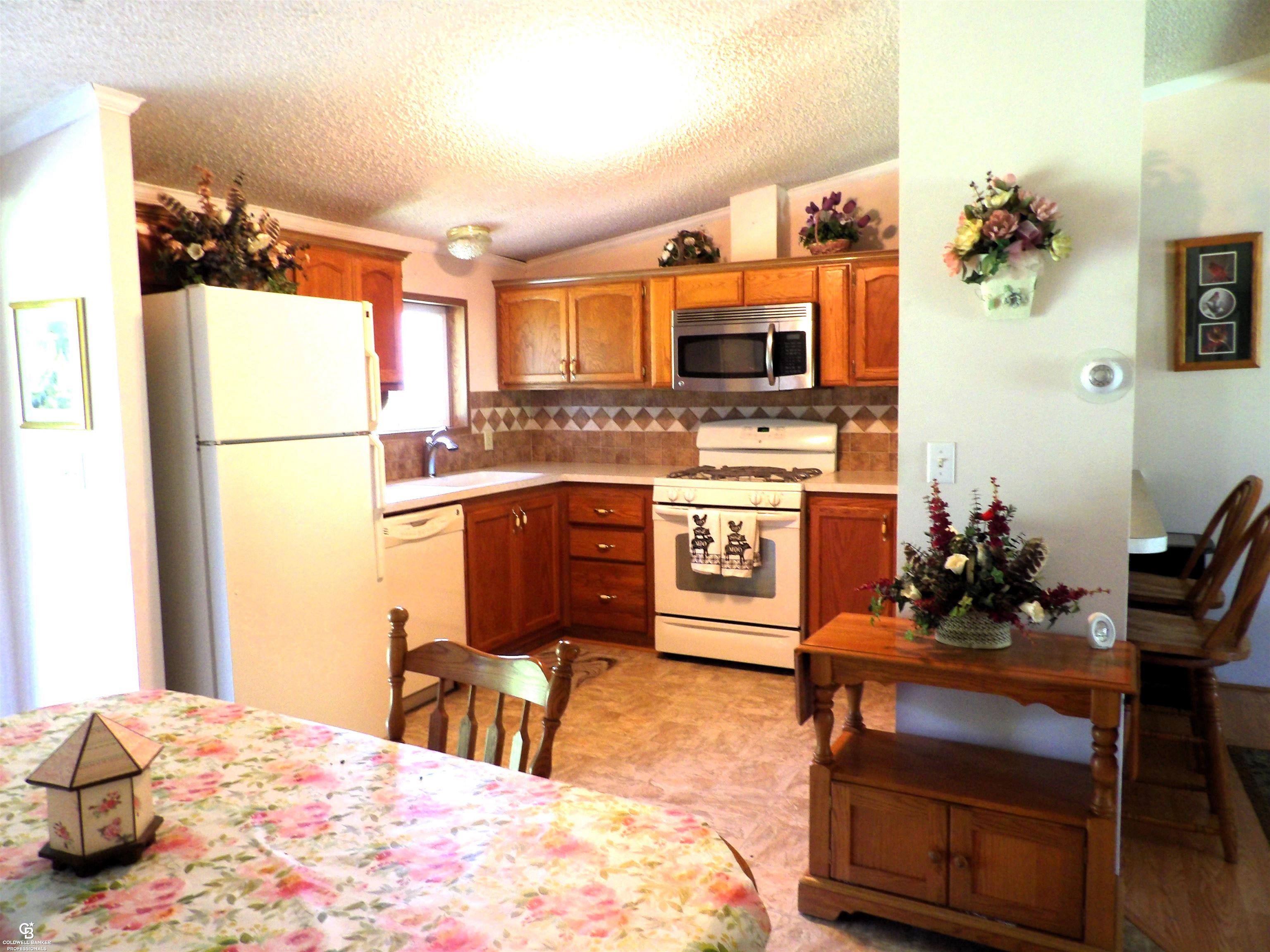 4020 Harrington Road Croswell, MI 48422 - Photo 27 of 49