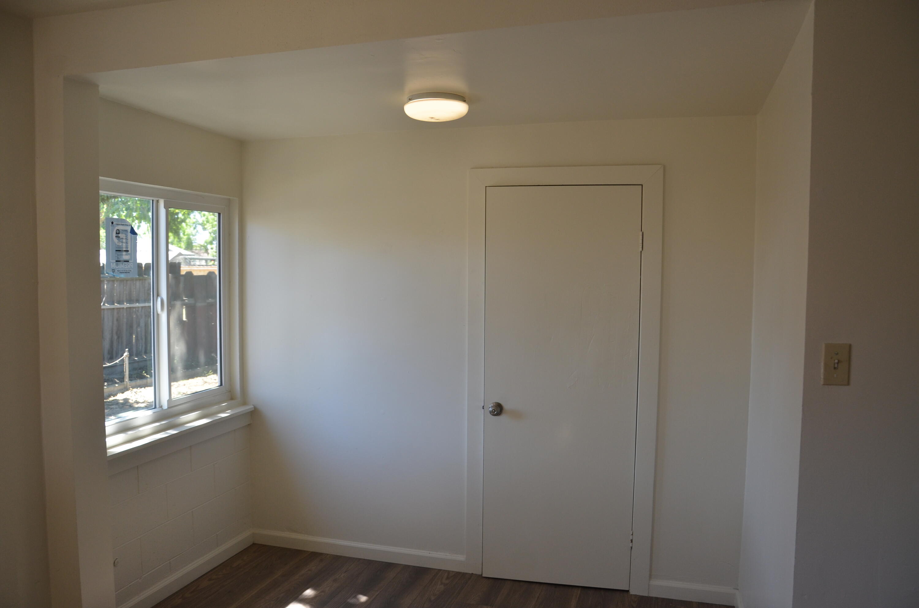 237 Smith Avenue Lemoore, CA 93245 - Photo 15 of 26 DSC_5021