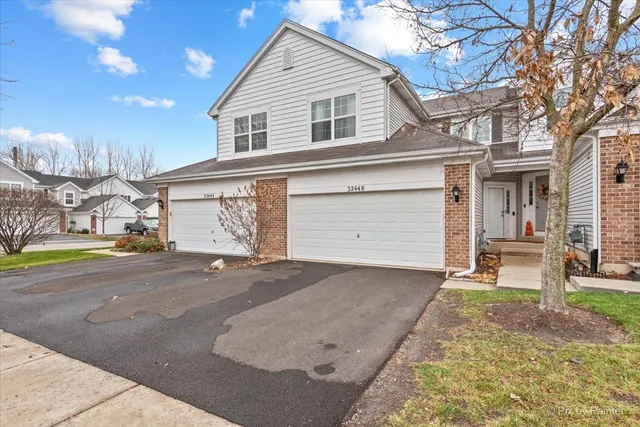$284,900 | 32448 Allegheny Way, Lakemoor, IL 60051