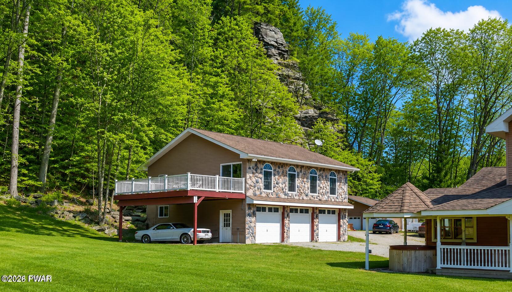 104 Masthope Plank Road Lackawaxen, PA 18435 - Photo 10 of 189