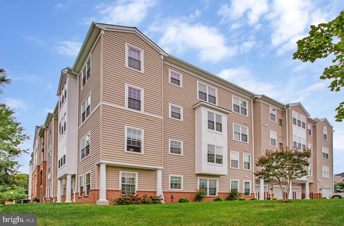 7315 Brookview Road, Unit 302 Elkridge, MD 21075 - Photo 42 of 68 a front view of a building