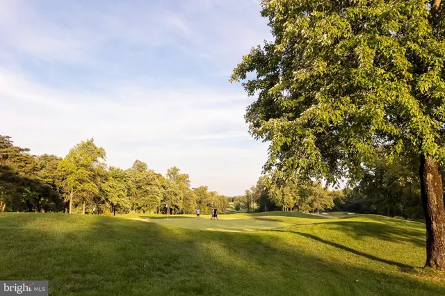 $465,000 | 7315 Brookview Road, Unit 302, Elkridge, MD 21075