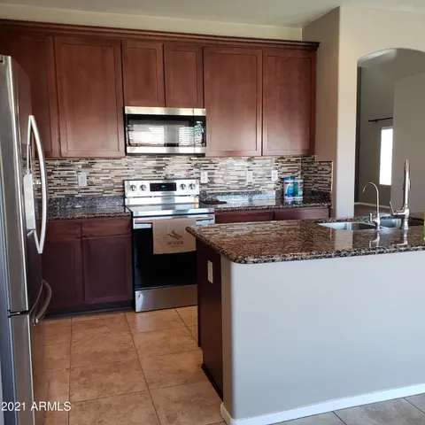 $2,300 | 207 South La Amador Trail, Casa Grande, AZ 85194