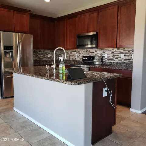 $2,300 | 207 South La Amador Trail, Casa Grande, AZ 85194