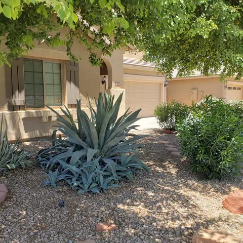 $2,300 | 207 South La Amador Trail, Casa Grande, AZ 85194