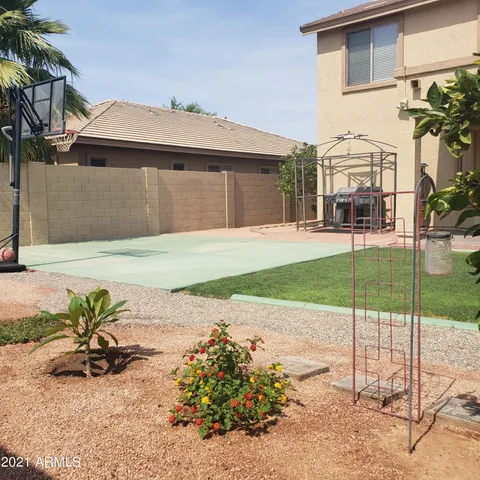 $2,300 | 207 South La Amador Trail, Casa Grande, AZ 85194