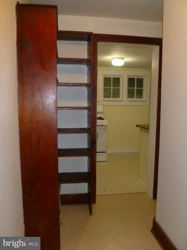 296 New Hope Road Berkeley Springs, WV 25411 - Photo 12 of 16 Interior (General)