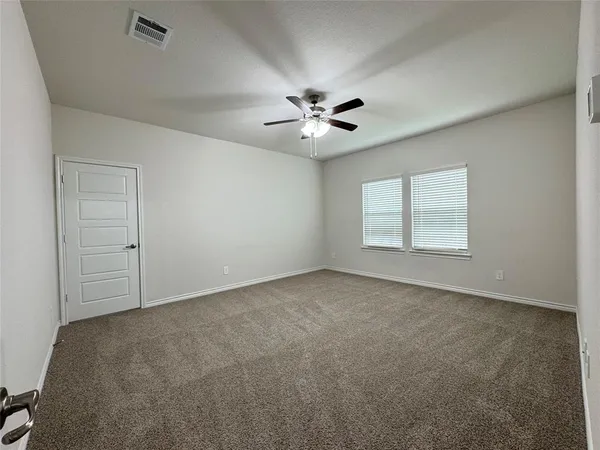 $2,549 | 2901 Bald Eagle Boulevard, Aubrey, TX 76227