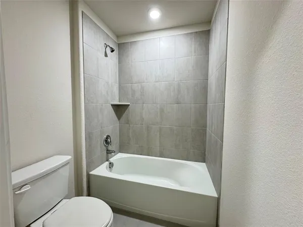 $2,549 | 2901 Bald Eagle Boulevard, Aubrey, TX 76227