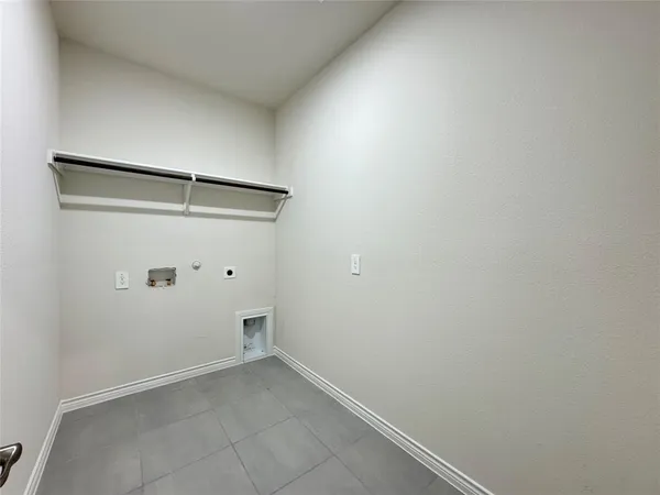 $2,549 | 2901 Bald Eagle Boulevard, Aubrey, TX 76227