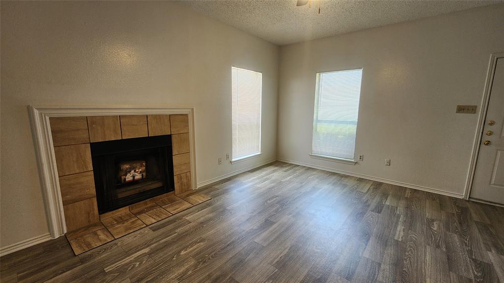 2112 Edwin Street Fort Worth, TX 76110 - Photo 3 of 8