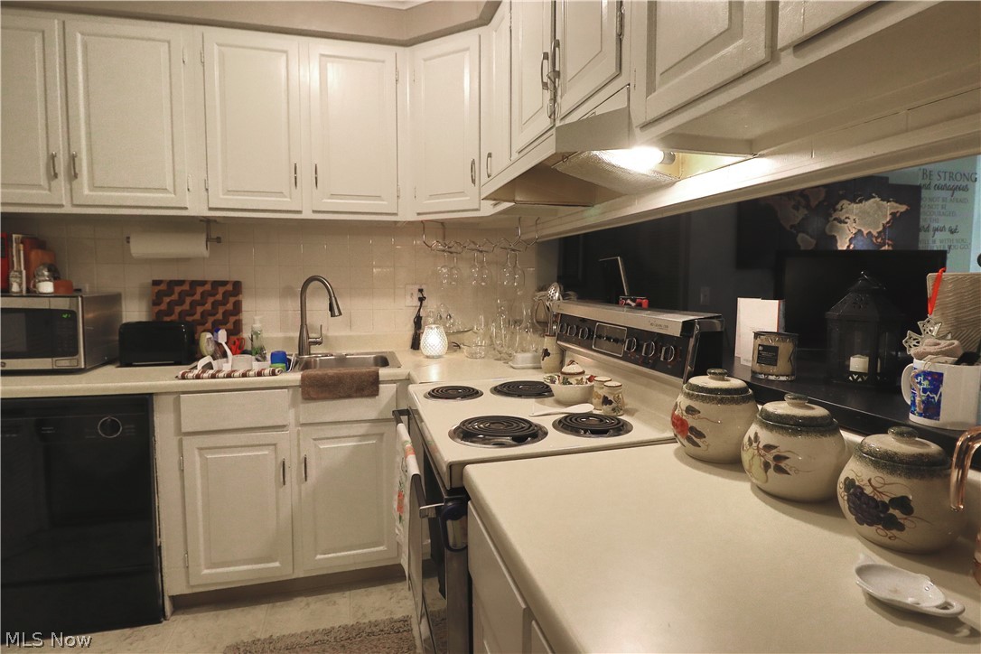 7357 Fox Mill Road, Unit D Mentor, OH 44060 - Photo 8 of 13 Gallery Image 8
