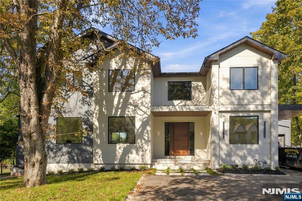 589 Piermont Road Demarest, NJ 07627 - Photo 2 of 41 Gallery Image 2